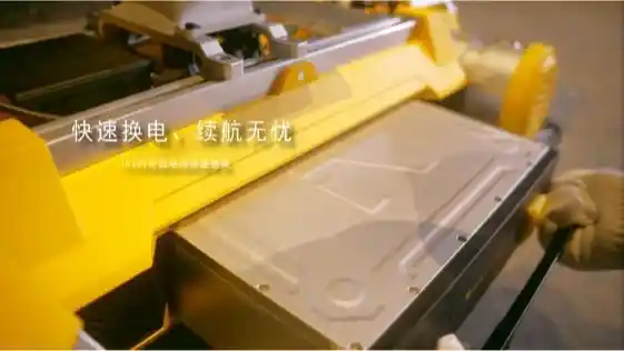 国内首款模块化四足机器人Apollo横空出世：从白犀吉尼斯纪录到科技新巅峰