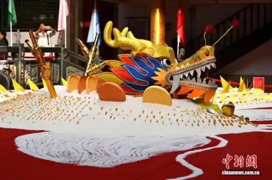 福州惊现百米米龙腾空起舞！拗九节非遗新玩法引爆全网孝善热潮