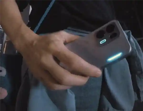 OPPO K15 Pro系列4月1日登场:内置散热风扇,天玑9500s性能炸裂