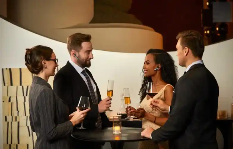 出海热浪来袭！时空壶W4成外贸人跨语言沟通新宠